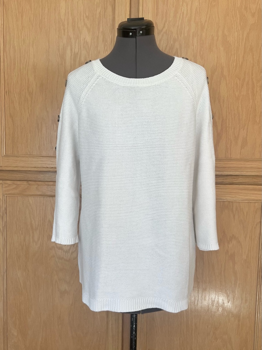 Liz Claiborne White Crewneck Button-Trim Sweater